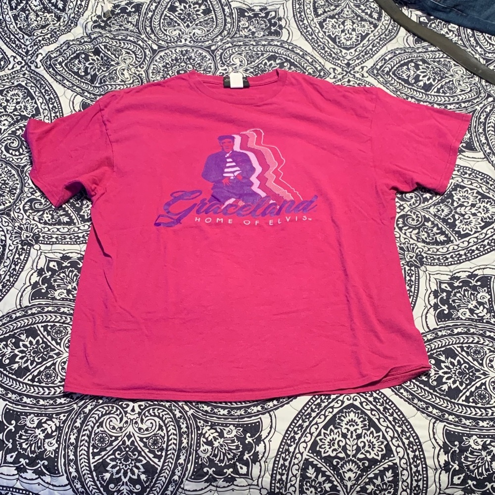 Graceland "Home of Elvis" Pink Graphic Tee